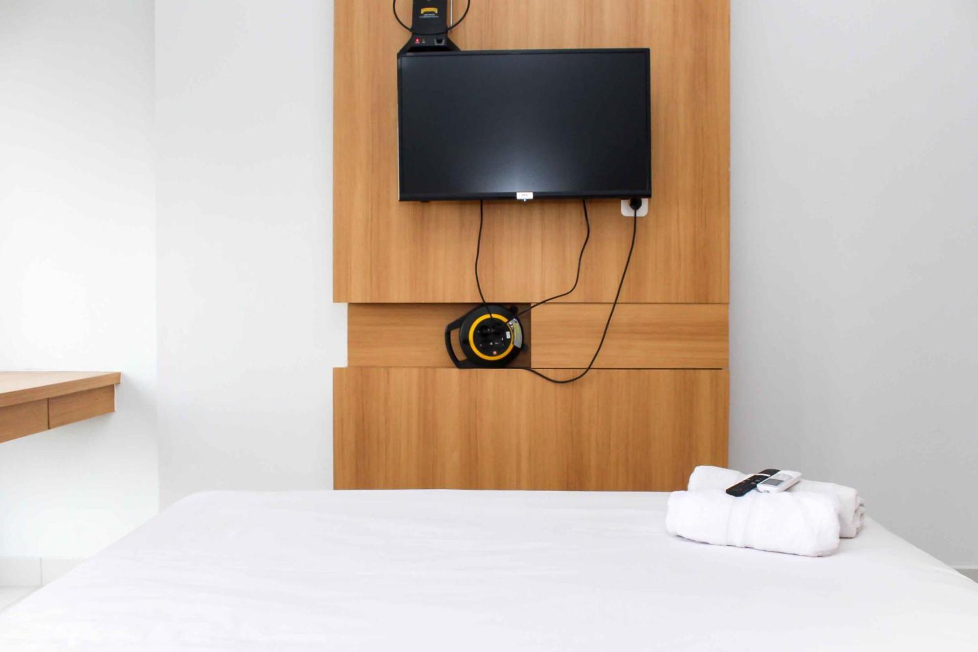 Fancy And Elegant At Patraland Urbano By Travelio Apartemen Bekasi