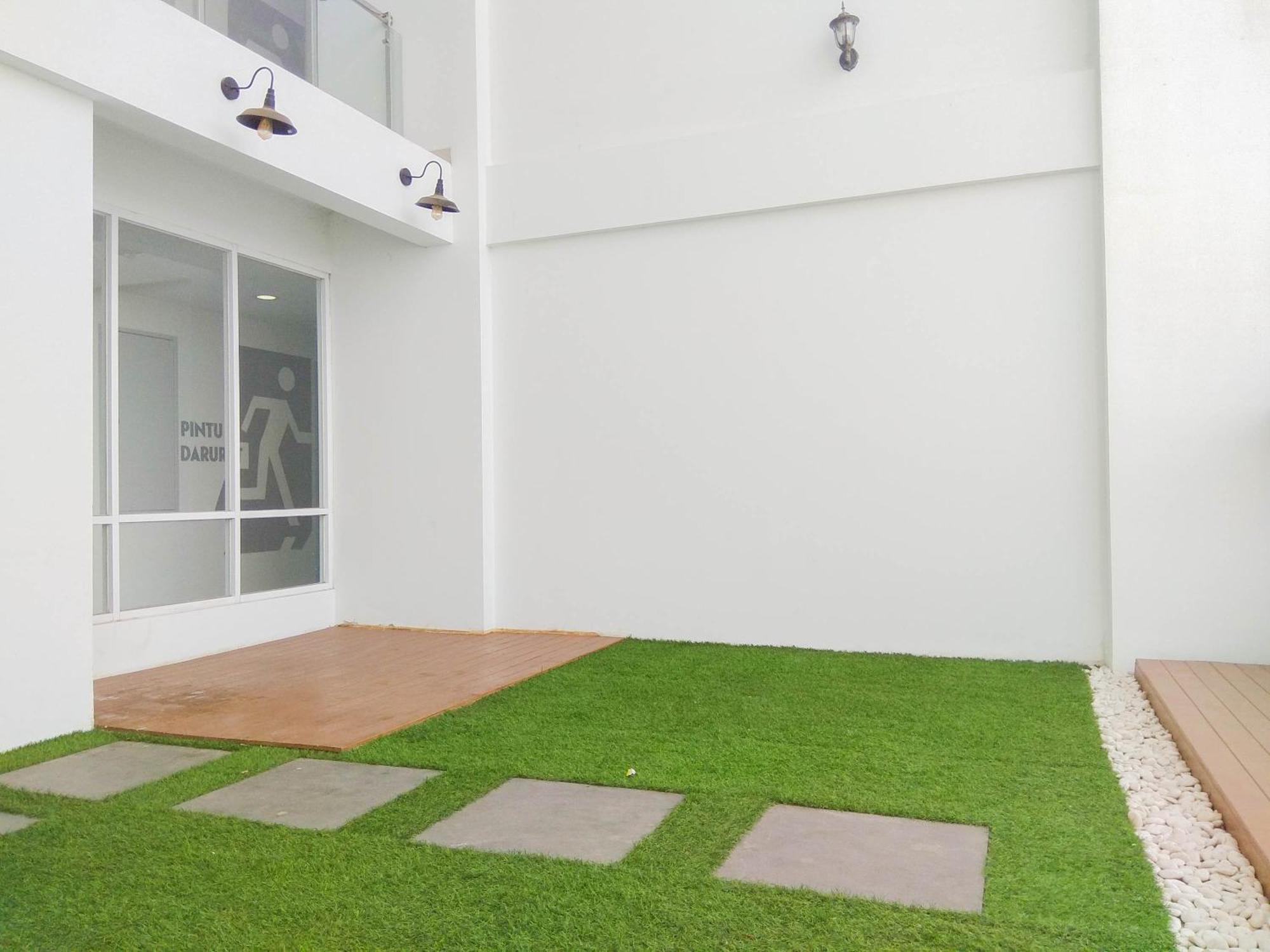 Apartemen Fancy And Elegant At Patraland Urbano By Travelio Bekasi